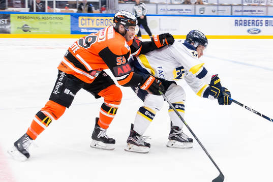 s Simon Önerud