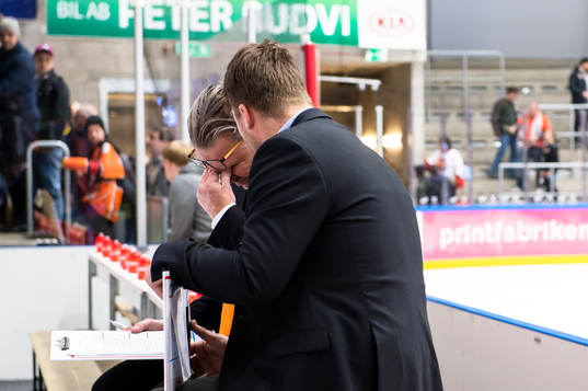 Karlskronas tränare Per Hånberg och assisterande tränare