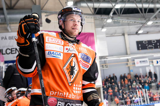Karlskronas Robin Persson deppar