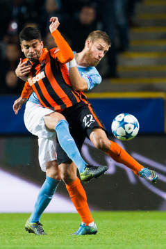 Shakhtar Donetsks Eduardo och Malmö FFs  Rasmus Bengtsson