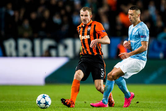 Shakhtar Donetsks Olexandr Kucher och Malmö FFs Nikola