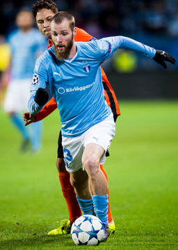 Malmö FFs Jo Inge Berget och Shakhtar Donetsks Marlos
