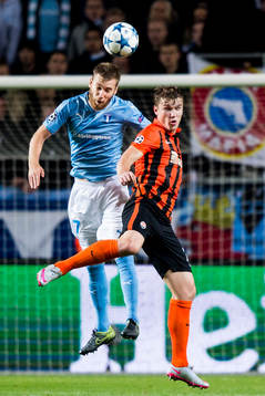 Malmö FFs Rasmus Bengtsson och Shakhtar Donetsks Olexandr