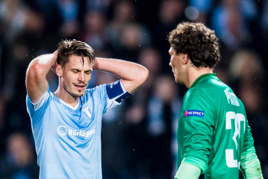 Malmö FFs Markus Rosenberg deppar bredvid Shakhtar