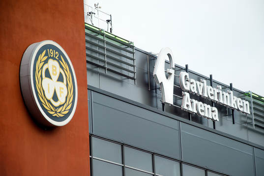 Exteriörbild på Gavlerinken Arena före ishockeymatchen i