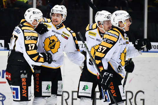 Skellefteås spelare jublar
