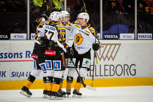 Skellefteås spelare jublar