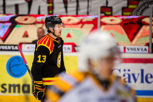 Brynäs Sondre Olden jublar