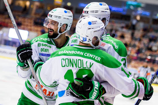 Rögles Kevin Marshall jublar