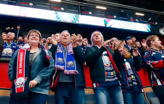 Linköpings supporters jublar