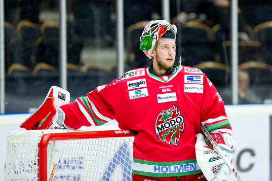 Modos målvakt Adam Reideborn