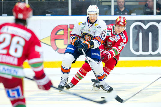 Växjös Ilkka Heikkinen och Modos Carl Grundström