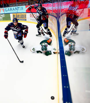 Linköpings Chad Billins, Linköpings Gabriel Carlsson och