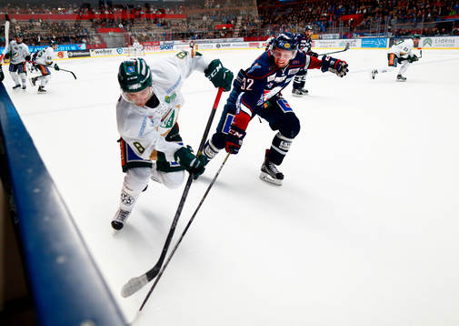 Färjestads Johan Olofsson och Linköpings Carl Dahlström