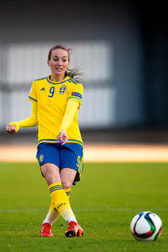 Sveriges Kosovare Asllani