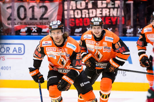 Karlskronas Alexander Viklund har gjort 1-0