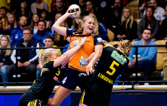 Bläddra bland fler bilder av Handboll, Dam, Champions League, Sävehof - Bucuresti