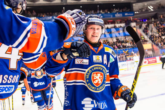 Växjös Tuomas Kiiskinen jublar