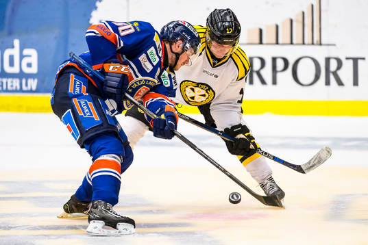 Tekning mellan Växjös Erik Josefsson och Brynäs Pathrik