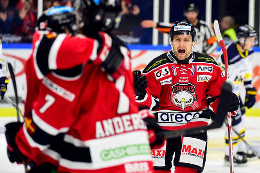 Malmö Redhawks Jens Jakobs firar