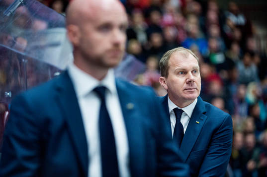 s assisterande tränare Tim Brithén och tränare Johan