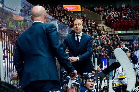 s assisterande tränare Tim Brithén och tränare Johan
