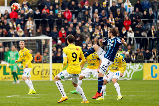 Bläddra bland fler bilder av Fotboll, Allsvenskan, Falkenberg - Djurgården