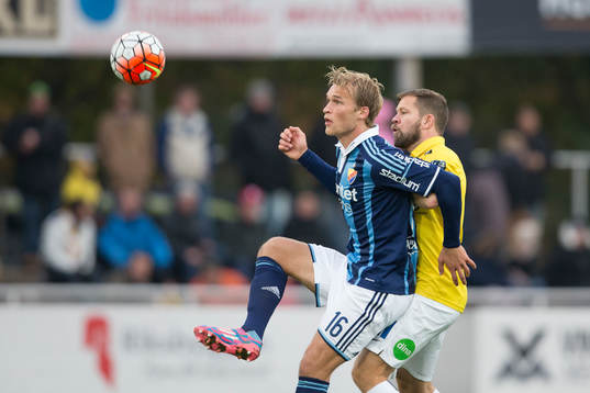 Djurgårdens Sebastian Andersson och Falkenbergs David