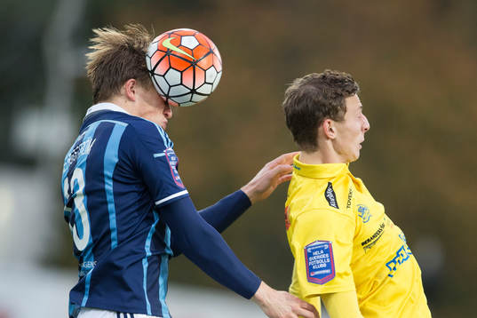 Djurgårdens Emil Bergström och Falkenbergs Gustaf Nilsson