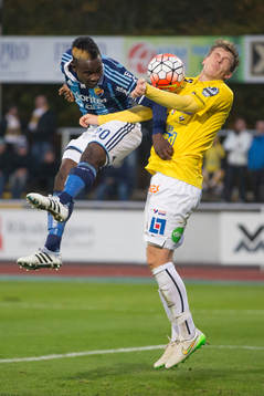 Djurgårdens Sam Johnsson och Falkenbergs Adam Eriksson