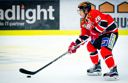 Örebros Greg Squires