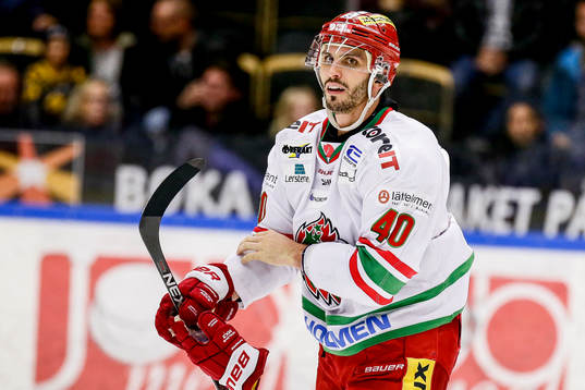 Modos Maxim Lapierre