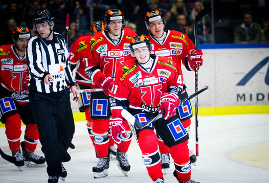 Örebros Joel Mustonen jublar