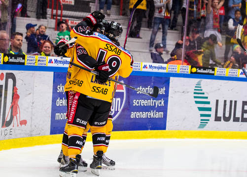 Luleås Jonathan Granström jublar