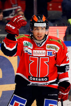 Örebros Greg Squires jublar