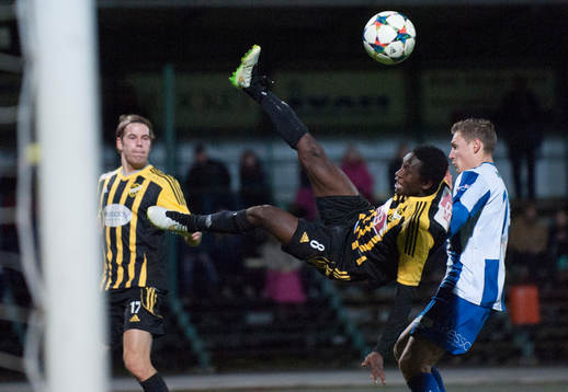 IFK Hässleholms 4-målsskytt Mamudu Moro i kvalmatchen