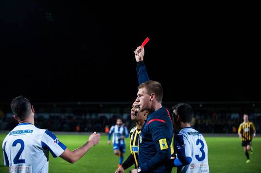 IFK Hässleholms 4-målsskytt Mamudu Moro har sparkats ner