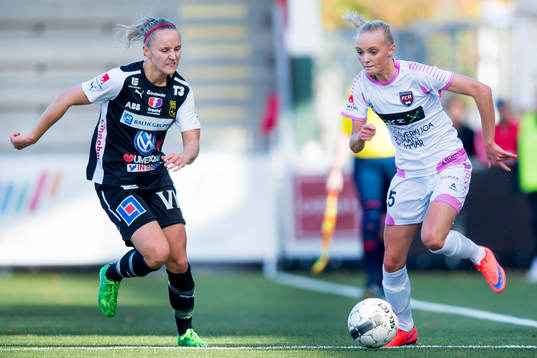 Umeås Selina Henriksson jagar Rosengårds Emma Pennsäter