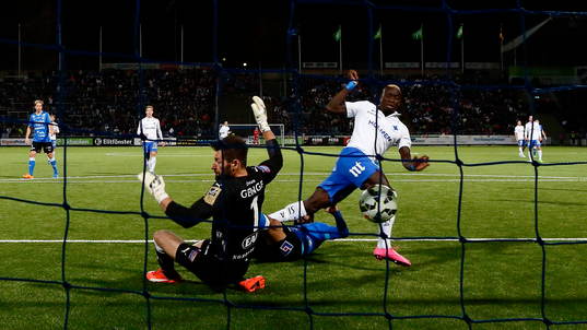 Mål 3-0 av Norrköpings Alhaji Kamara förbi Halmstads
