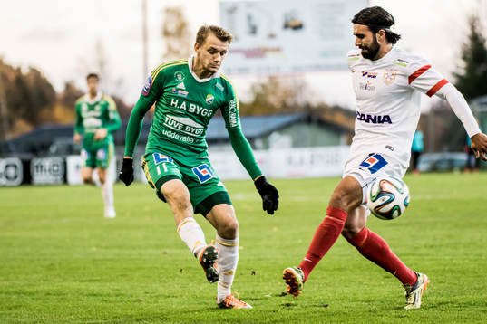 Ljungskiles Jakob Olsson skjuter förbi Assyriskas