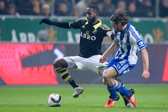 s Henok Goitom och IFK Göteborgs Gustav Svensson