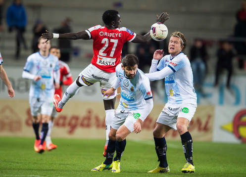 Kalmars Papa Alioune Diouf och Gefles Ilir Berisha och
