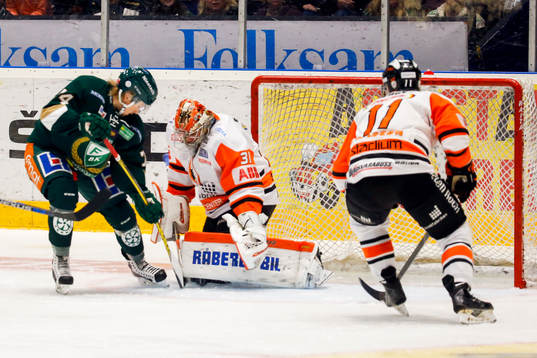 Bläddra bland fler bilder av Ishockey, SHL, Färjestad - Karlskrona