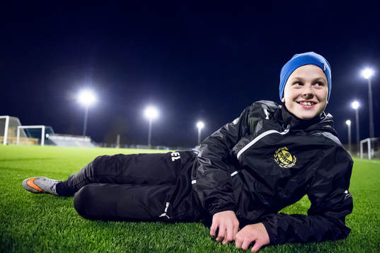 Elliott Larsson i Mjällbys ungdomssektion