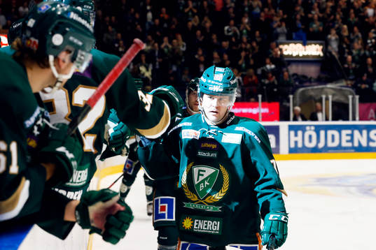 Färjestads Mikael Johansson jublar
