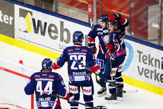 Linköpings Andrew Gordon jublar