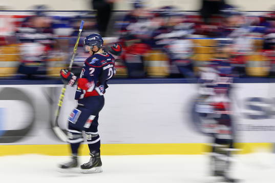 Linköpings Vilmos Gallo firar 3-0-målet och hans första