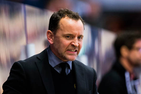 Brynäs tränare Thomas Berglund reagerar