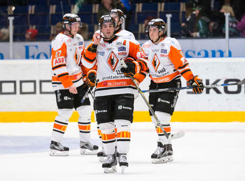 Karlskronas Riley Holzapfel deppar