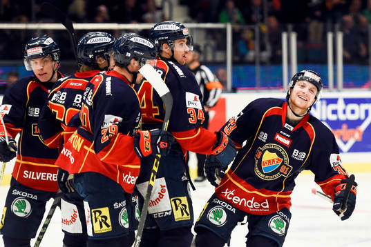 Djurgårdens Linus Hultström jublar